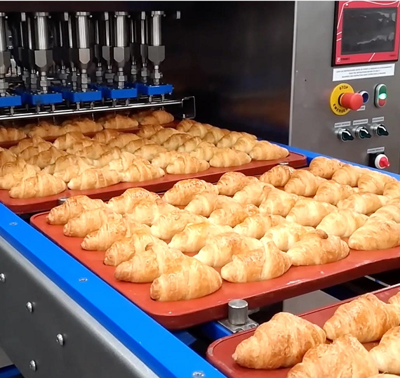 خط فرم‌ دهی نیمه‌ اتوماتیک کروسان